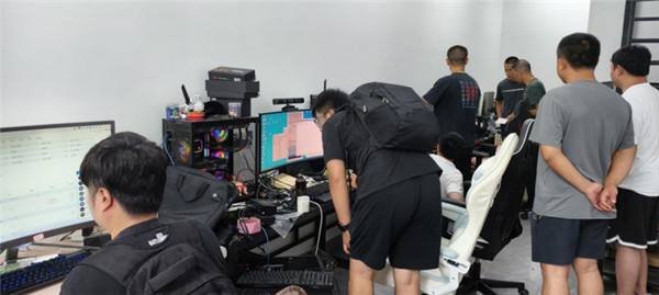 PUBG严厉打击游戏外挂，帮助多地警方开展线下抓捕！刚刚式公布专项快讯表单